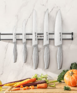 Japanese Style Chef's 5 Piece Knife Set With Magnetic Bar